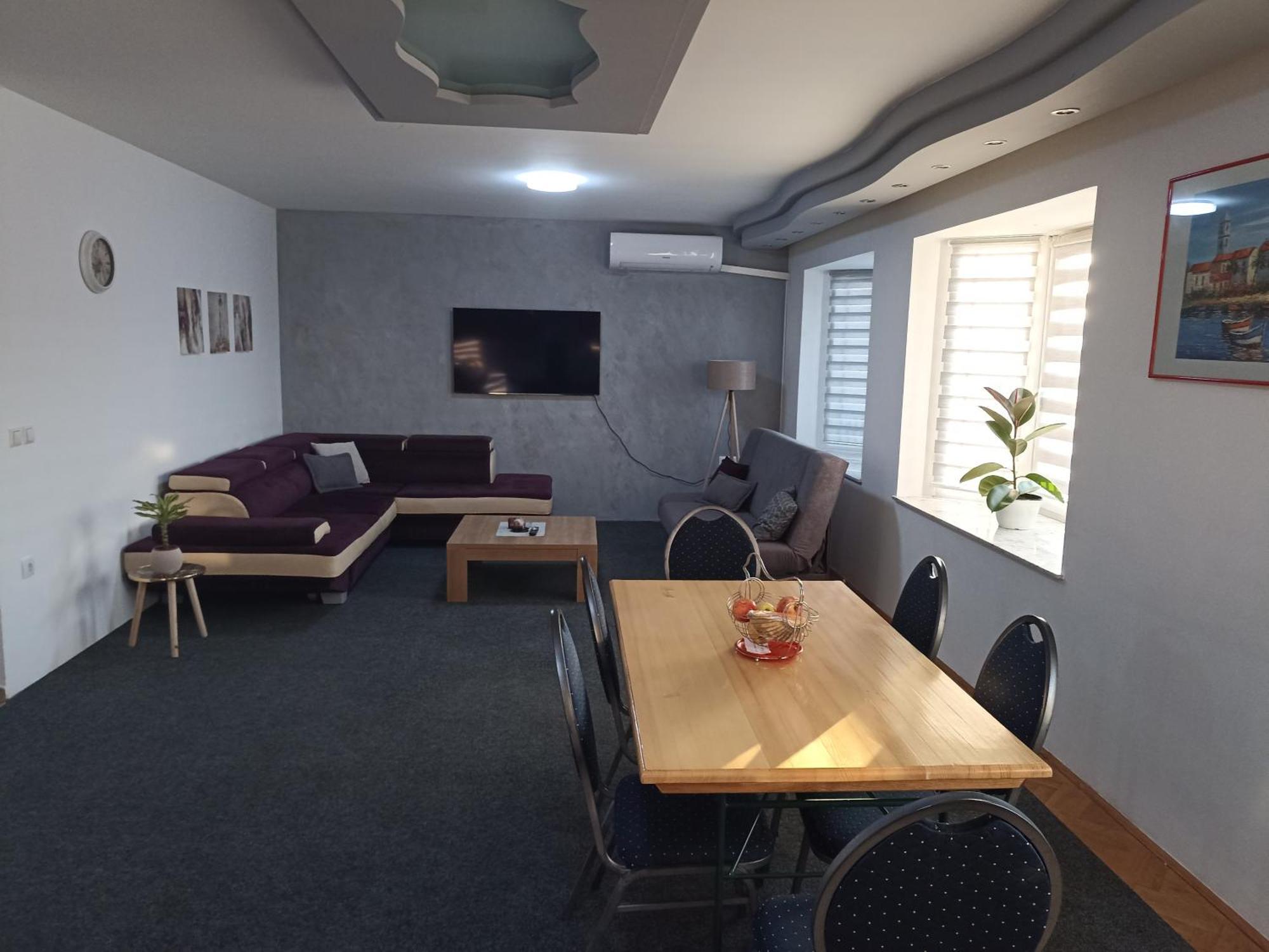 Royal Apartmani Bosanski Samac Zewnętrze zdjęcie