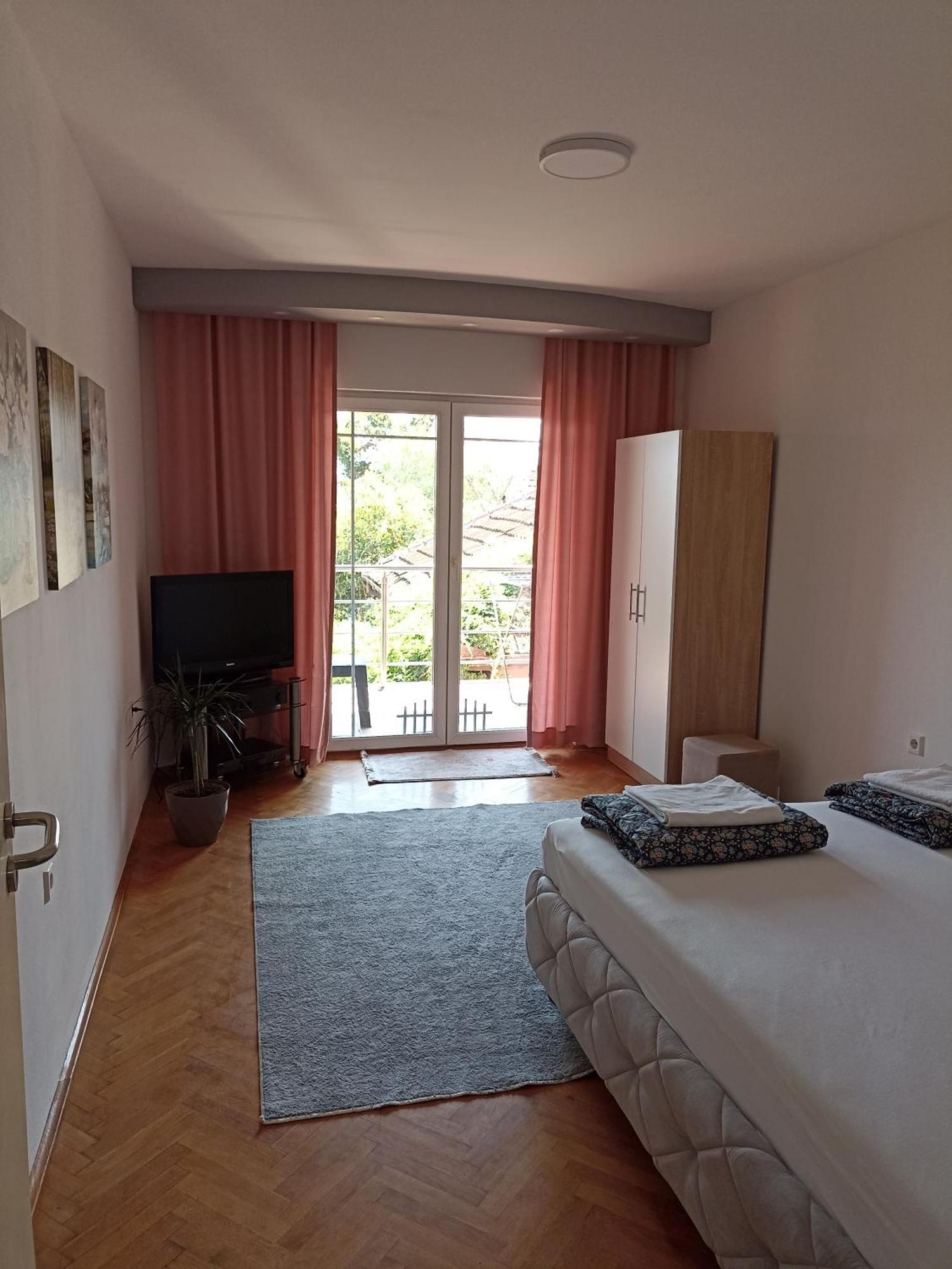 Royal Apartmani Bosanski Samac Zewnętrze zdjęcie